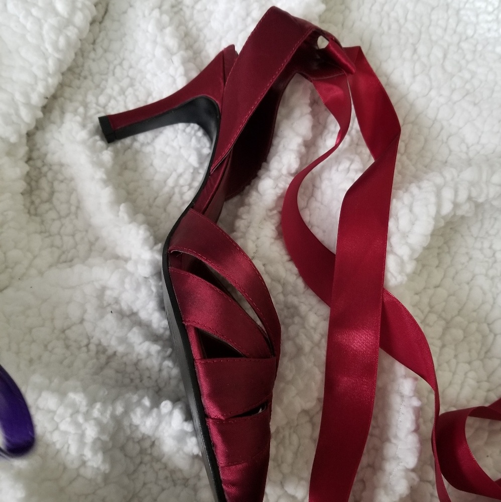Burgundy lace sandals